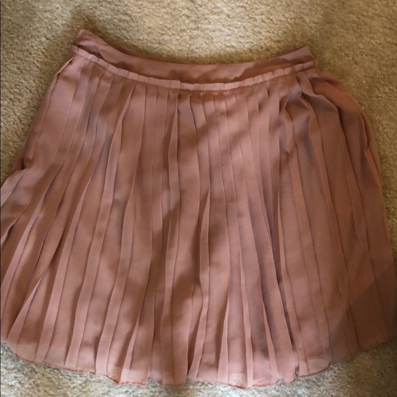 Lauren Conrad pleated Skirt - Picture 5 of 5